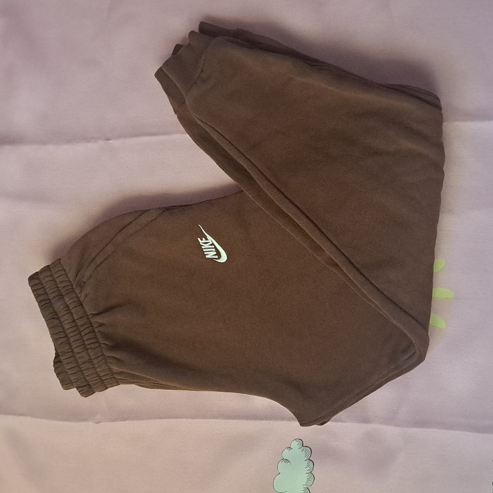 Nike Brown Fleece Joggers with Elastic Cuffs